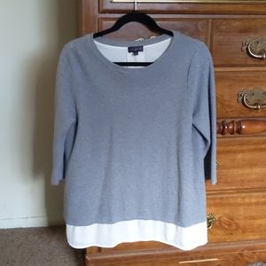 mid length sleeve grey and white sweater